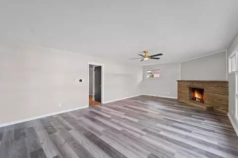 Living - 731 Dale St, Normal, IL 61761 photo 1 of 4