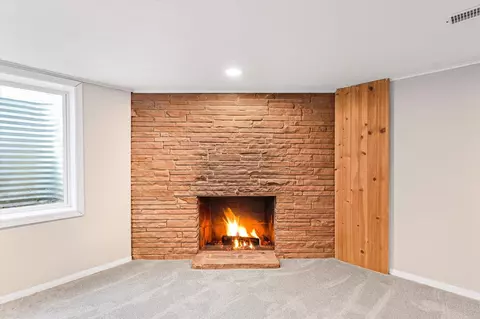 Living - 731 Dale St, Normal, IL 61761 photo 4 of 4