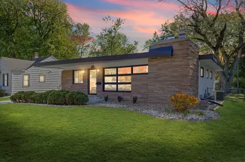 Exterior - 731 Dale St, Normal, IL 61761 photo 1 of 6