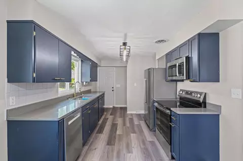 Kitchen - 731 Dale St, Normal, IL 61761 photo 1 of 4