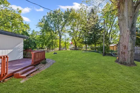 Exterior - 731 Dale St, Normal, IL 61761 photo 5 of 6