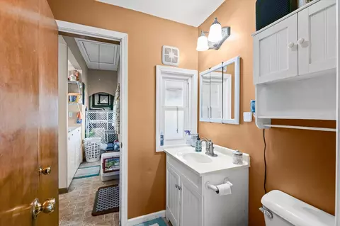 Bath - 133 W William St, Bement, IL 61813 photo 1 of 3