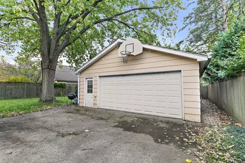 Exterior - 1027 Central Ave, Deerfield, IL 60015 photo 3 of 8