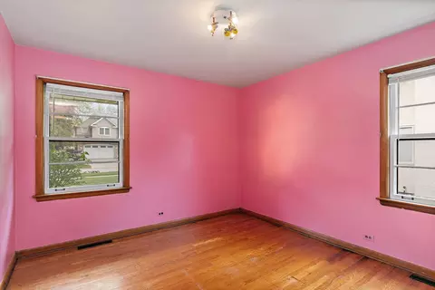 Bedroom - 1027 Central Ave, Deerfield, IL 60015 photo 2 of 3