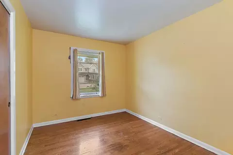 Bedroom - 1027 Central Ave, Deerfield, IL 60015 photo 1 of 3
