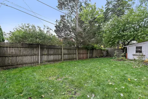 Exterior - 1027 Central Ave, Deerfield, IL 60015 photo 5 of 8