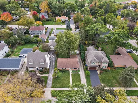View/Area - 1027 Central Ave, Deerfield, IL 60015 photo 7 of 14