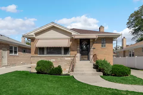 7106 W Devon Ave, Chicago, IL 60631