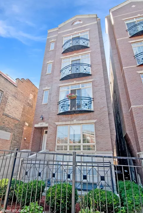 2623 W Belmont Ave #3, Chicago, IL 60618