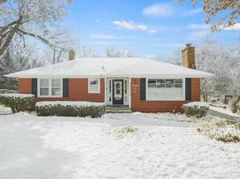 1801 Prairie Ave, Downers Grove, IL 60515