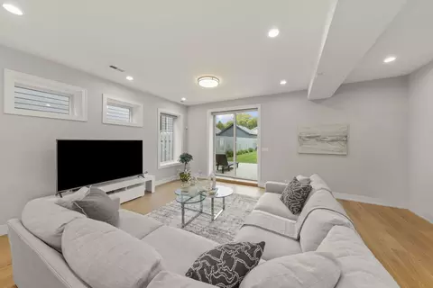 Living - 1126 Pitner Ave, Evanston, IL 60202 photo 2 of 3