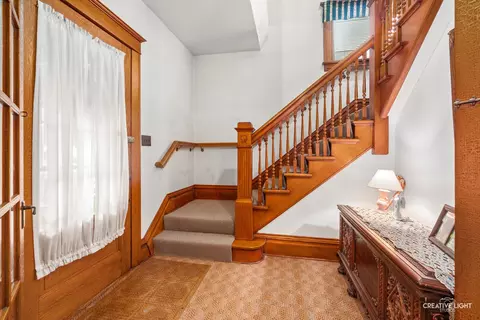 Entry Way - 207 Bluff St, Aurora, IL 60505 photo 1 of 1