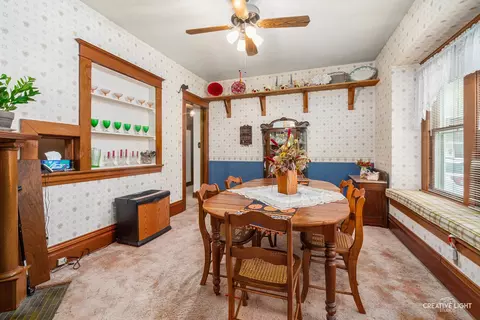 Dining - 207 Bluff St, Aurora, IL 60505 photo 1 of 1