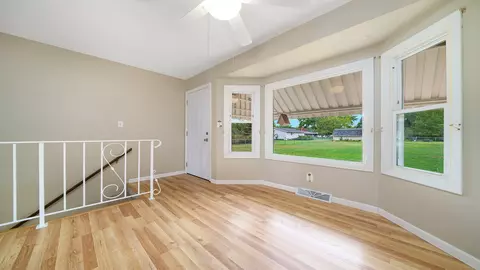 4185 Valerie Rd, Roscoe, IL 61073 photo 10