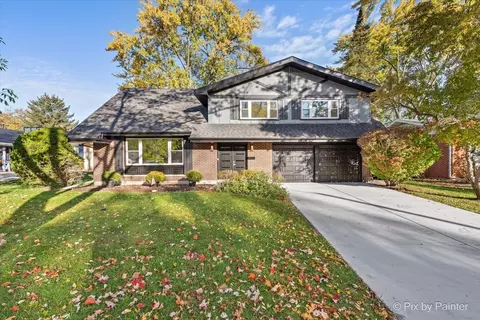 2041 Vermont St, Rolling Meadows, IL 60008