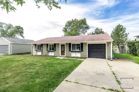 113 Cedarwood Ave, Bolingbrook, IL 60440