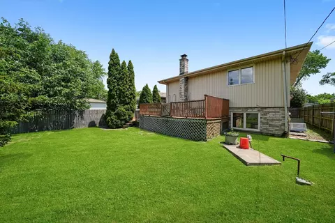 Exterior - 8410 S 78th Ave, Bridgeview, IL 60455 photo 3 of 4