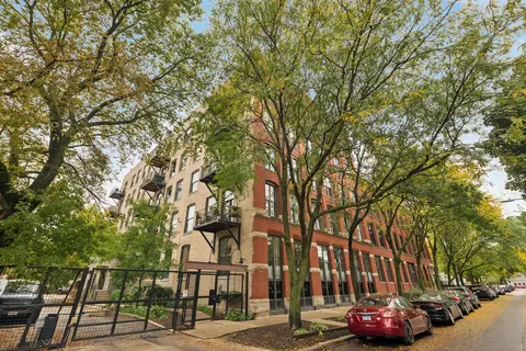 2511 W Moffat St #101, Chicago, IL 60647
