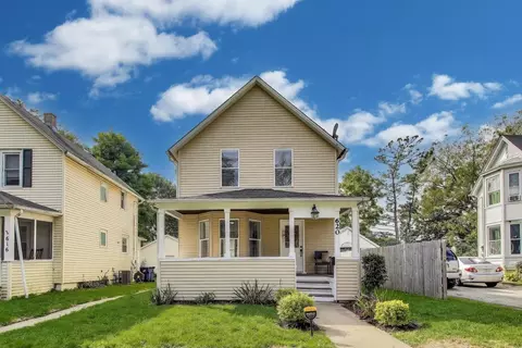 620 N Poplar St, Waukegan, IL 60085