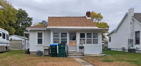 210 W 13th St, Rock Falls, IL 61071