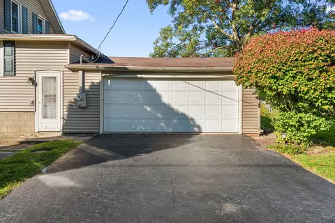 Exterior - 321 E Main St, Peotone, IL 60468 photo 3 of 4
