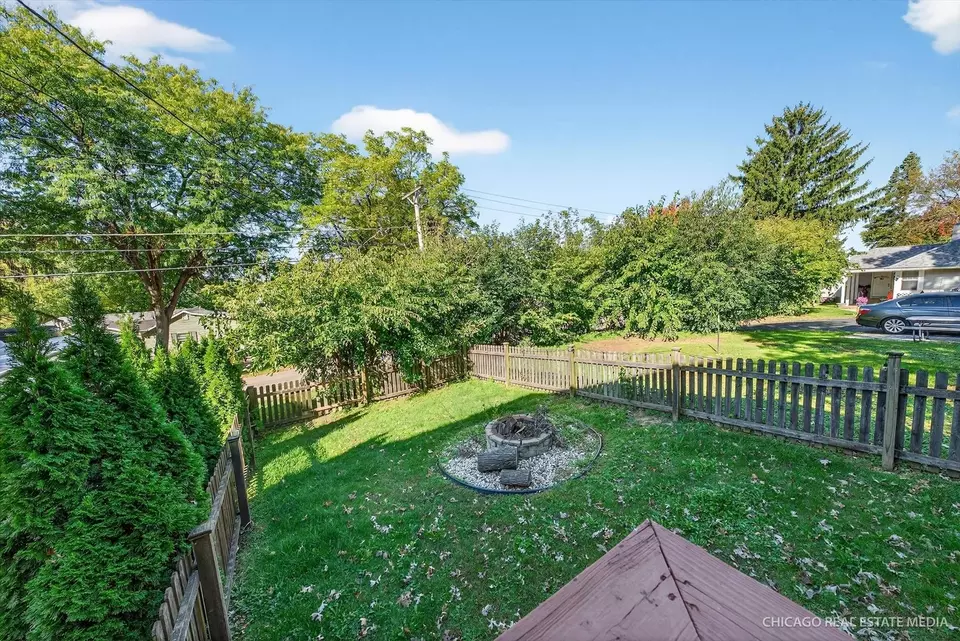 Exterior - 104 Morningside Dr, Lakemoor, IL 60051 photo 10 of 12