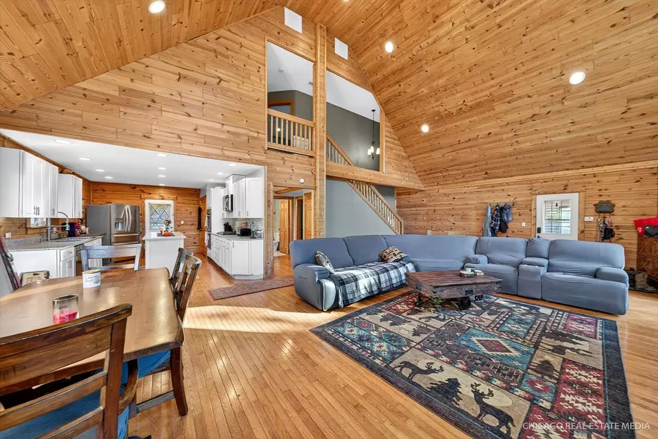 Other - 104 Morningside Dr, Lakemoor, IL 60051 photo 2 of 5