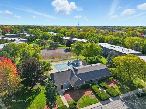 View/Area - 144 E Bailey Rd #L, Naperville, IL 60565 photo 1 of 2