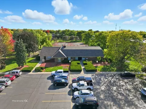 Exterior - 144 E Bailey Rd #L, Naperville, IL 60565 photo 1 of 1