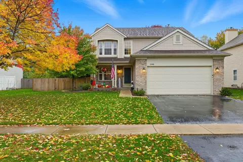 1348 Churchill Ln, Grayslake, IL 60030