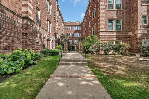 75 E Harris Ave #1E, La Grange, IL 60525