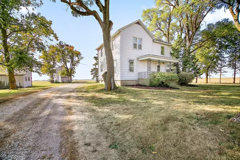 835 E State Route 116 Hwy, Ashkum, IL 60911