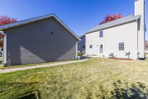 Exterior - 1111 Chippewa St, Normal, IL 61761 photo 4 of 6