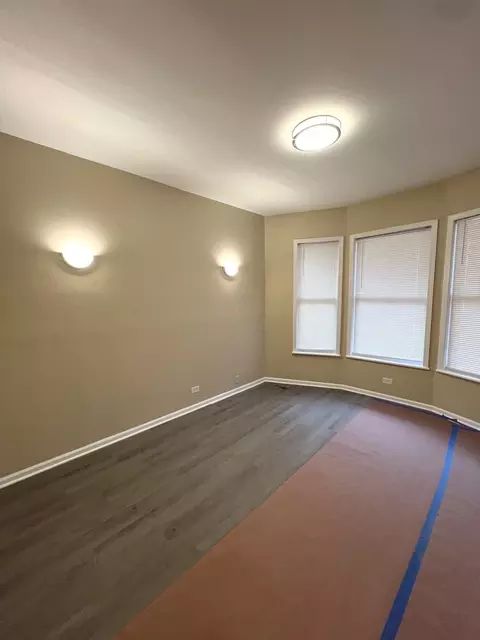 Living - 7725 S Champlain Ave, Chicago, IL 60619 photo 1 of 2