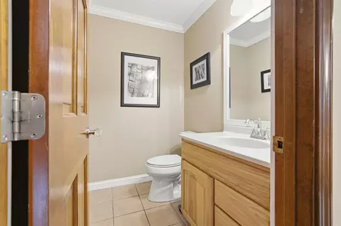 Bath - 4 Graystone Ct, Bloomington, IL 61704 photo 1 of 6