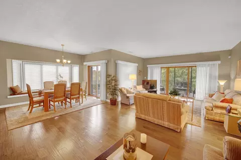 Dining - 891 Exeter Turn #E-1, Bourbonnais, IL 60914 photo 1 of 3