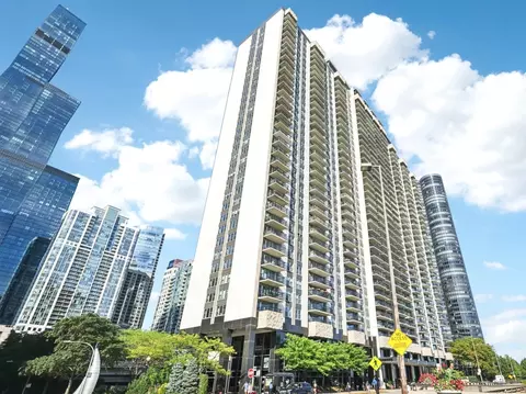 400 E Randolph St #1119-20, Chicago, IL 60601