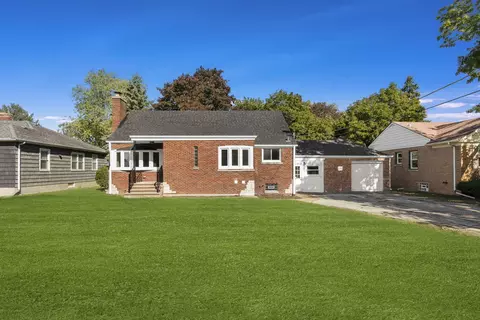 3540 Bernice Rd, Lansing, IL 60438
