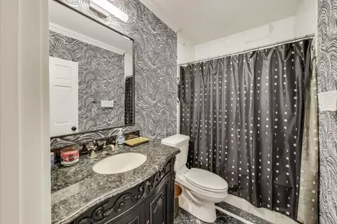 Bath - 1206 Lathrop Ave, River Forest, IL 60305 photo 5 of 5