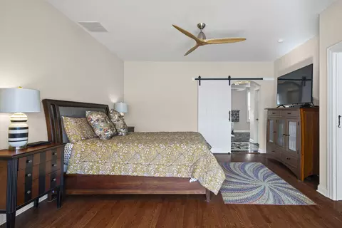 Bedroom - 2005 Valor Ct, Glenview, IL 60026 photo 2 of 3