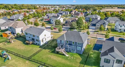 View/Area - 3604 Harmony Cir, Elgin, IL 60124 photo 5 of 7