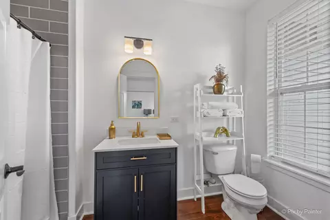 Bath - 3604 Harmony Cir, Elgin, IL 60124 photo 1 of 5