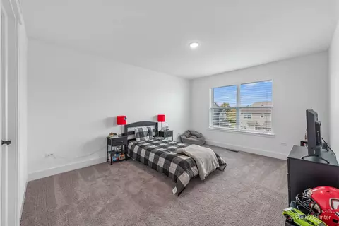 Bedroom - 3604 Harmony Cir, Elgin, IL 60124 photo 2 of 4