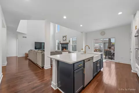 Kitchen - 3604 Harmony Cir, Elgin, IL 60124 photo 3 of 4