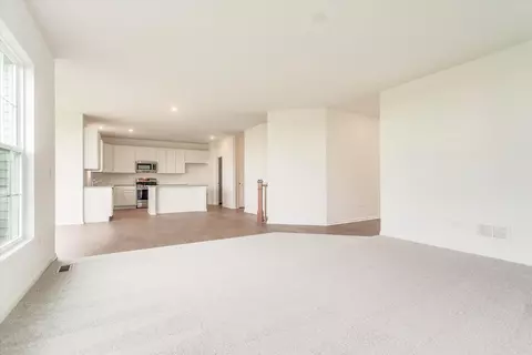 Living - 12923 S Platte Trl, Plainfield, IL 60585 photo 9 of 10
