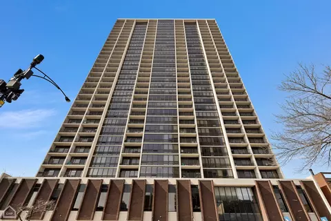 1636 N Wells St #1001, Chicago, IL 60614