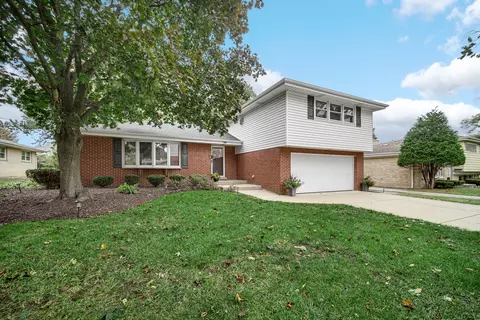 Exterior - 529 Birch St, Itasca, IL 60143 photo 2 of 7