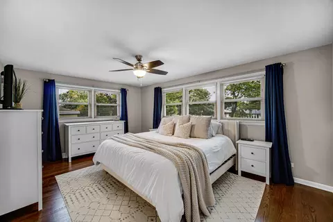 Bedroom - 529 Birch St, Itasca, IL 60143 photo 4 of 5