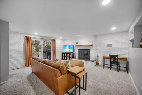 Living - 529 Birch St, Itasca, IL 60143 photo 2 of 2