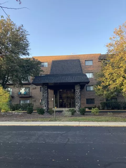 239 N Mill Rd #403-A, Addison, IL 60101